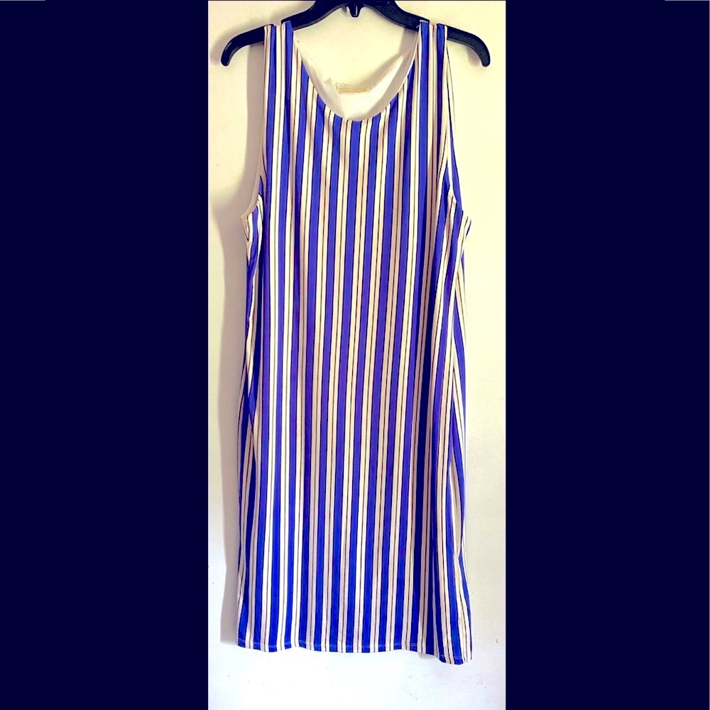 NTNW Love Nation MIDI stripped blue black and white fits like a glove dress.